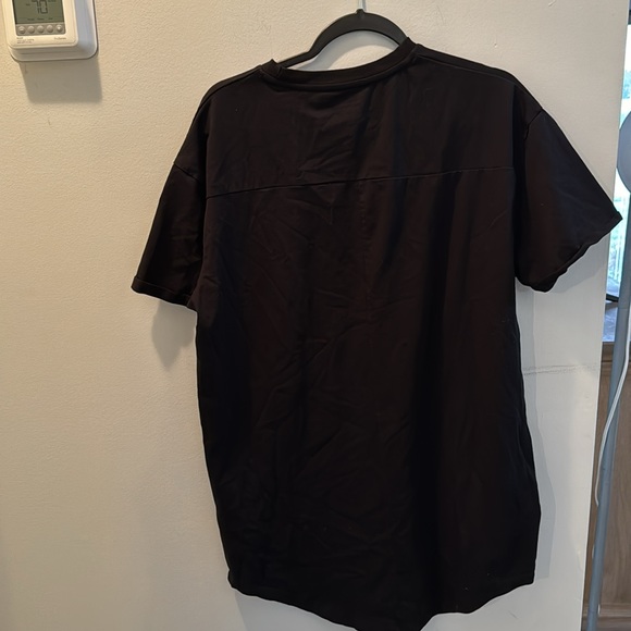 Young LA scoop bottom tee - Picture 2 of 2